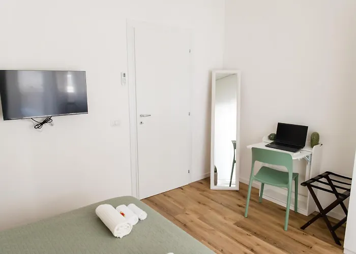 Domus Cornelia Apartment *